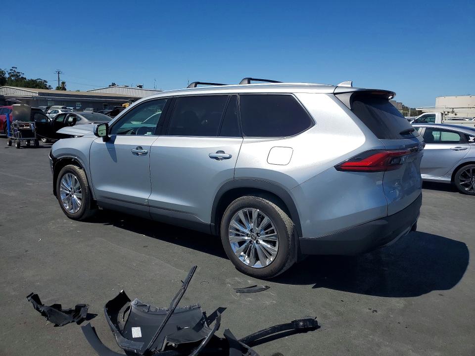 2024 Toyota Highlander VIN 5TDAAAB5XRS049524 COPART salvage auction — FRONT END, CA - SALVAGE CERTIFICATE, sold $18,000 on 2026-08-24 (photo 2)