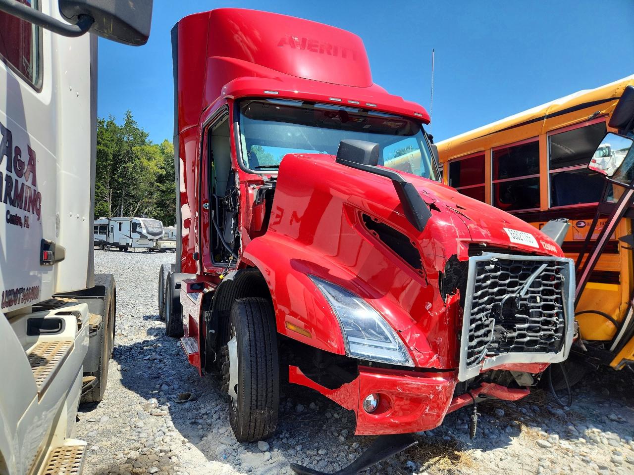 2024 Volvo Vnr VIN 4V4WC9EG8RN638626 COPART salvage auction — Rollover, TN - CERTIFICATE OF TITLE (P), sold $43,000 on 2026-09-18 (photo 4)