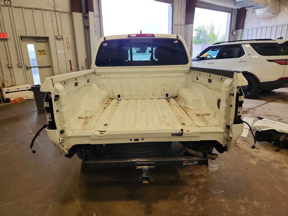 2022 Nissan Navara (frontier) VIN 1N6ED1EK5NN610140 COPART salvage auction — REAR END, WI - CERT OF TITLE-SALVAGE VEHICLE, sold $250 on 2026-10-10 (photo 6)