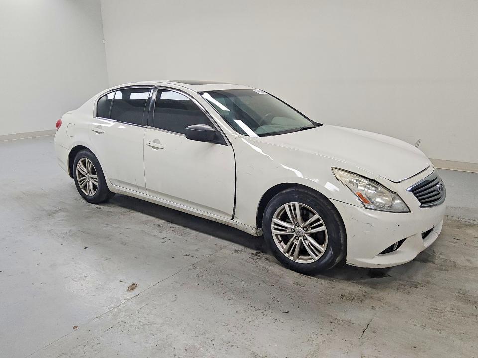 2013 Infiniti G37 VIN JN1CV6AR5DM353060 COPART salvage auction — SIDE, WV - CERT OF TITLE-RECONSTRUCTED, sold $125 on 2026-08-27 (photo 4)