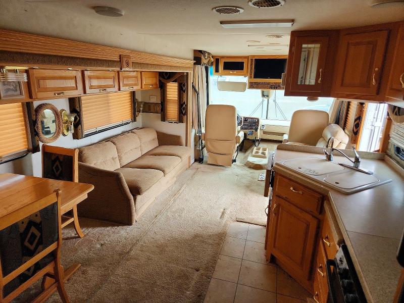 2003 Workhorse custom chassis All other VIN 5B4MP67G833362749 COPART salvage auction — NORMAL WEAR, BS, sold $12,000 on 2026-09-15 (photo 5)