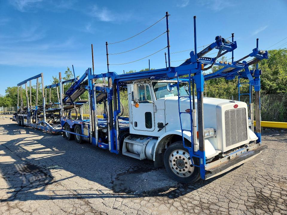 2012 Peterbilt 365 VIN 1NPSL79X4CD153348 COPART salvage auction — MINOR DENT/SCRATCHES, MI - CERTIFICATE OF TITLE, sold $4,550 on 2026-09-15 (photo 4)