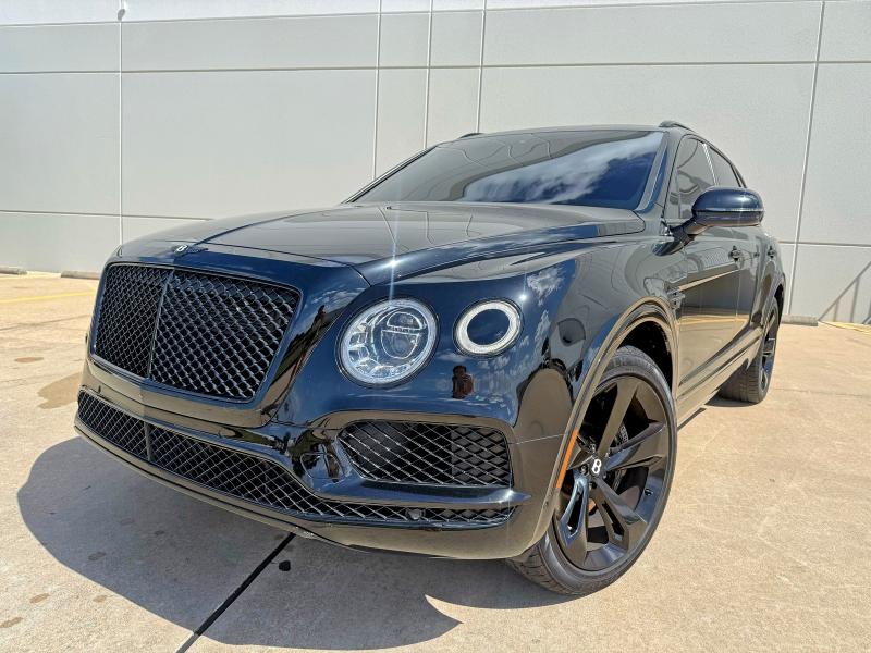 2017 Bentley Bentayga VIN SJAAC2ZV8HC014584 COPART salvage auction — NORMAL WEAR, MD - CERT OF SALVAGE > 75% DAMAGE (P), sold $7,600 on 2026-09-15 (photo 2)