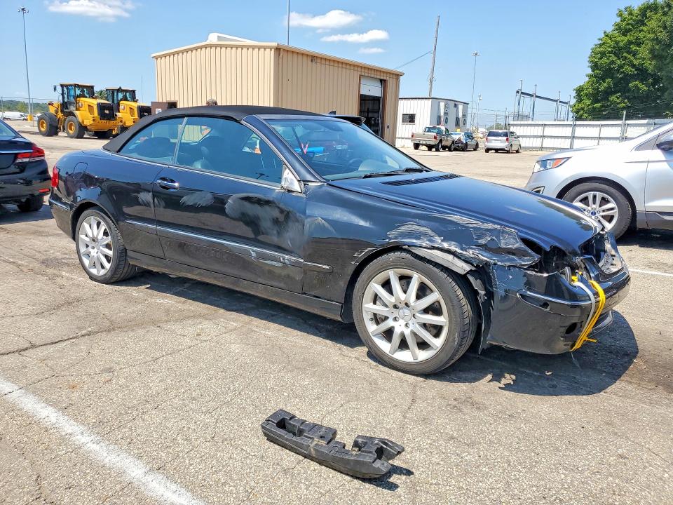 2007 Mercedes-benz Clk-class VIN WDBTK56F57T081701 COPART salvage auction — FRONT END, OH - CERT OF TITLE-SALVAGE, sold $900 on 2026-08-12 (photo 4)