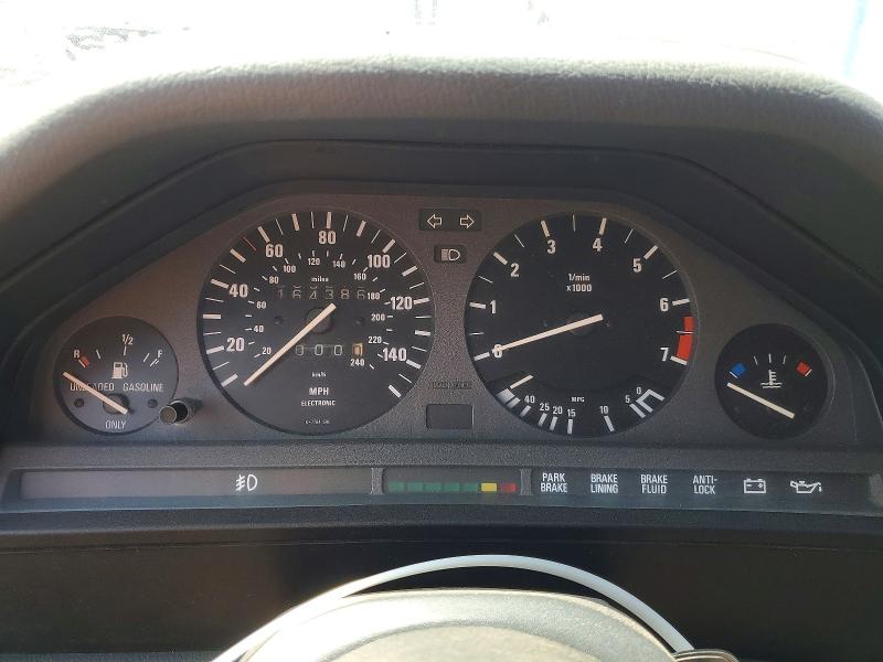 1989 BMW 3er VIN WBABB2309KEC18471 COPART salvage auction — SIDE, CA - DIS/DLR/EXP ONLY CLEAN TITLE (P), sold $1,600 on 2026-08-21 (photo 9)