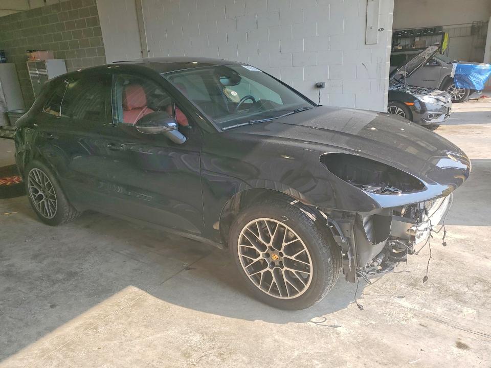 2017 Porsche Macan VIN WP1AB2A54HLB14127 COPART salvage auction — FRONT END, Tn - Salvage Certificate, sold $6,500 on 2026-08-18 (photo 4)