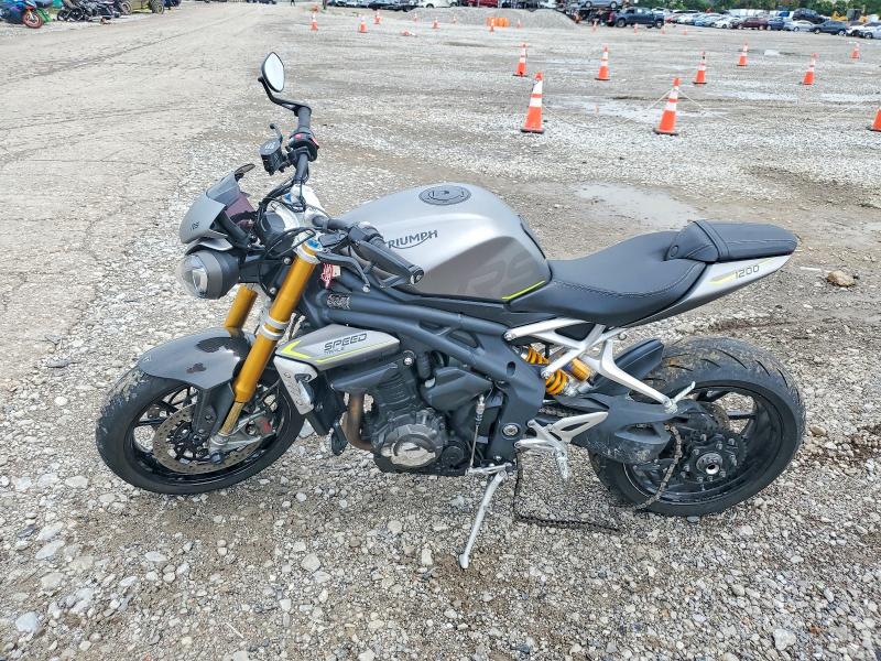 2022 Triumph motorcycle Speed triple VIN SMTP01ST6NTAG4089 COPART salvage auction — SIDE, OH - CERT OF TITLE-SALVAGE, sold $3,350 on 2026-09-17 (photo 3)