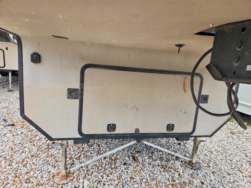 2018 Highland ridge Mesa ridge VIN 58TCH0BV8J3FF3052 COPART salvage auction — WATER/FLOOD, MO - SALVAGE CERTIFICATE OF TITLE, sold $3,700 on 2026-10-08 (photo 7)