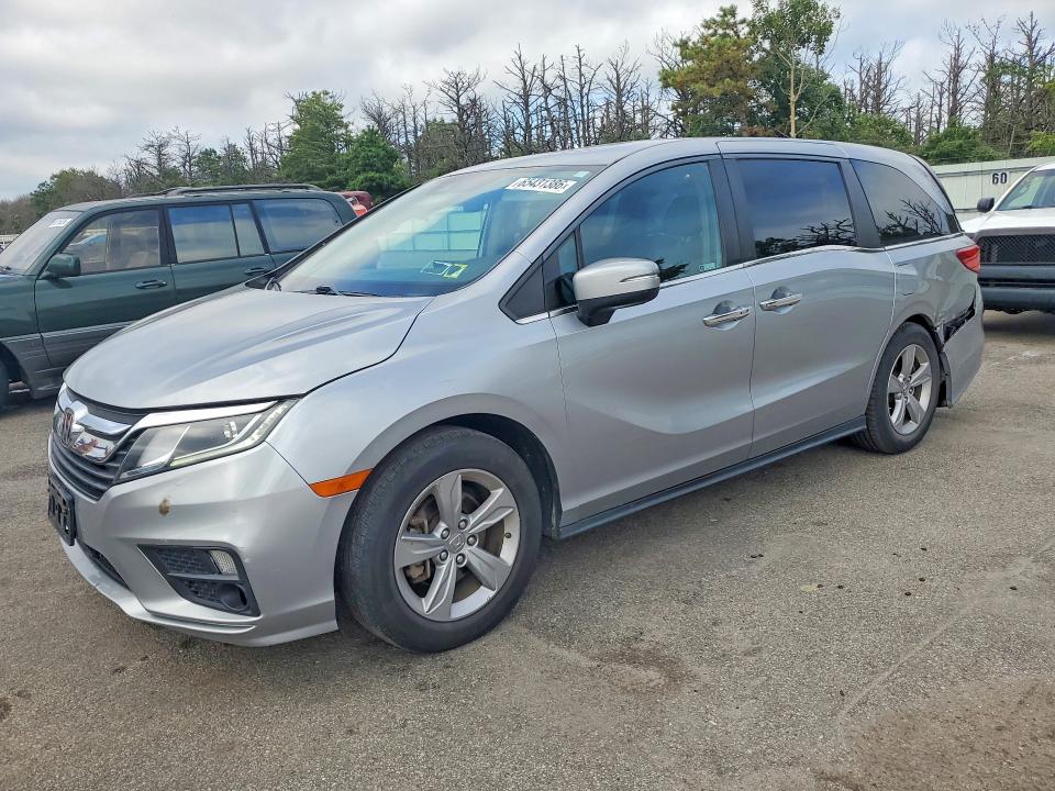 2019 Honda Odyssey VIN 5FNRL6H75KB081228 — COPART salvage auction photo