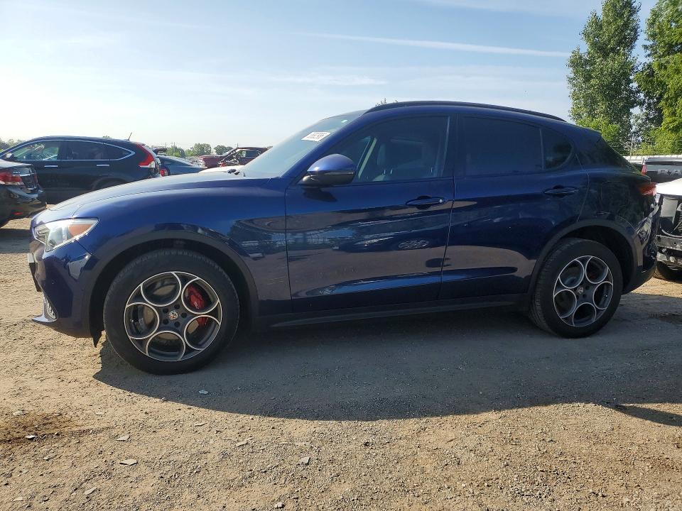 2018 Alfa romeo Stelvio VIN ZASFAKPN7J7B92134 — COPART salvage auction photo
