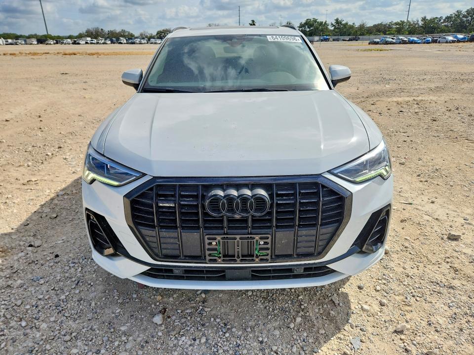 2022 Audi Q3 VIN WA1EECF3XN1004711 COPART salvage auction — REAR END, Tx - Salvage Vehicle Title, sold $10,200 on 2026-08-20 (photo 5)