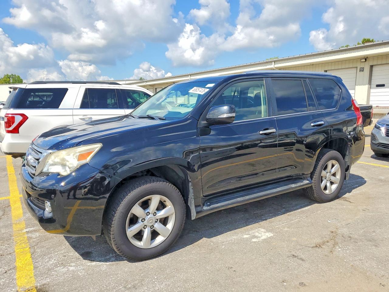 2011 Lexus GX 460 VIN JTJBM7FX6B5024364 — COPART salvage auction photo