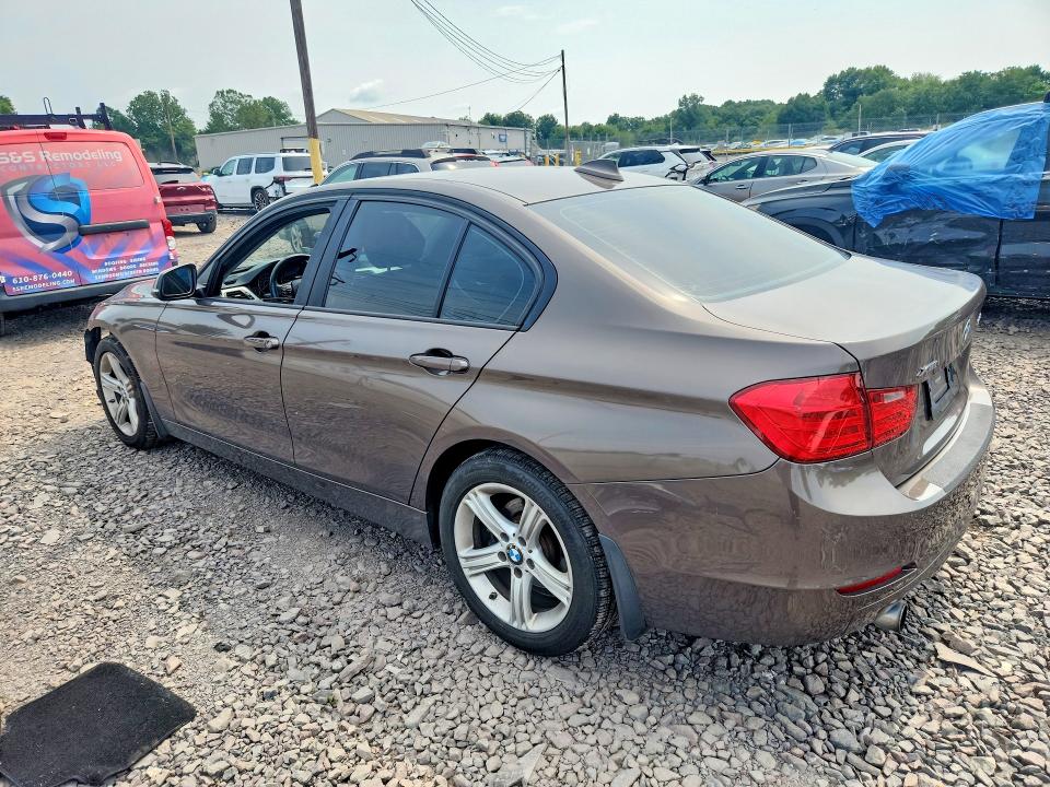 2014 BMW 3er VIN WBA3C3C57EF983757 COPART salvage auction — FRONT END, Pa - Certificate Of Salvage, sold $1,800 on 2026-08-17 (photo 2)