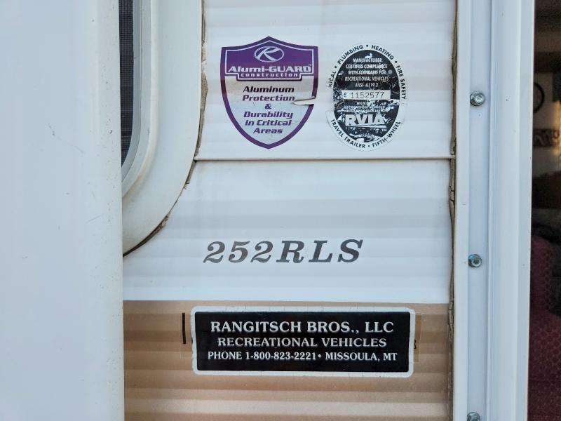 2004 Keystone Sprinter VIN 4YDF252294K211334 COPART salvage auction — HAIL, MT - CERTIFICATE OF TITLE TOTALED, sold $1,000 on 2026-09-18 (photo 8)