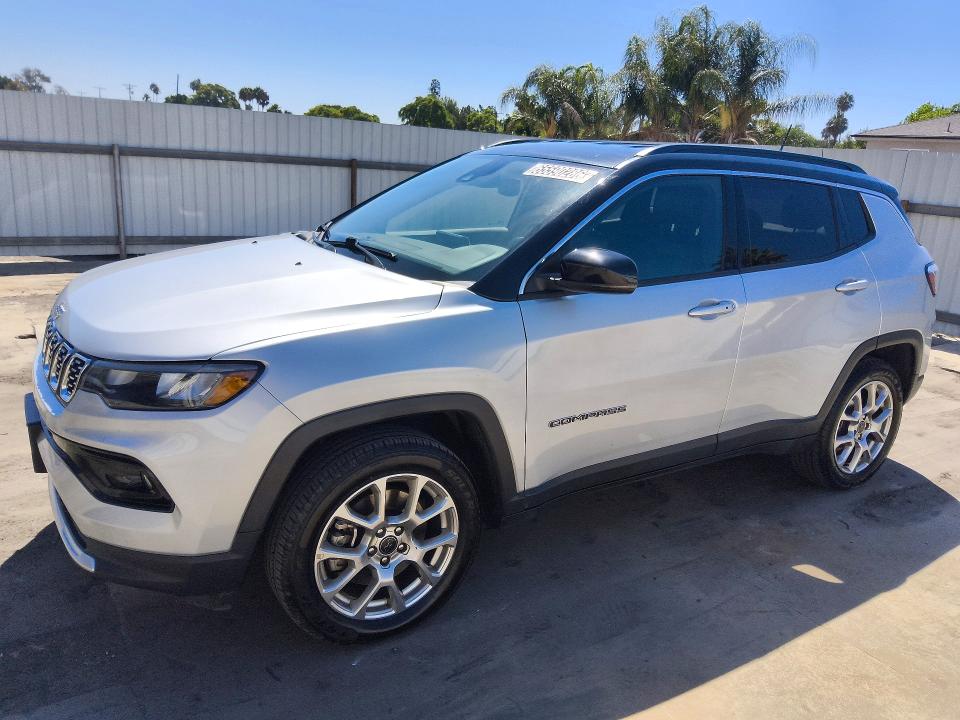 2025 Jeep Compass VIN 3C4NJDCN7ST518338 — COPART salvage auction photo