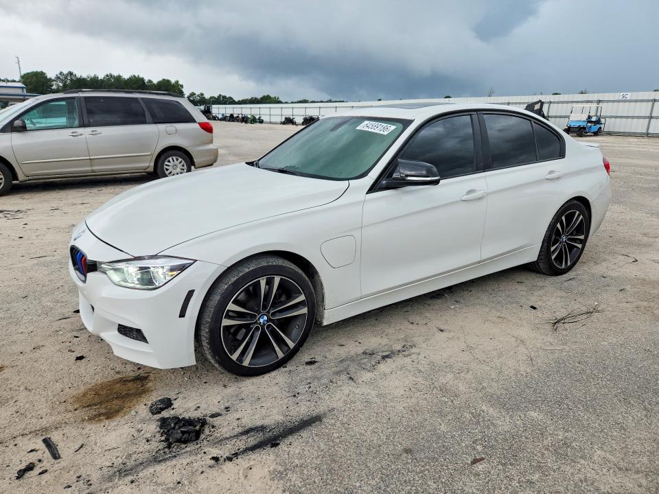 2018 BMW 3er VIN WBA8E1C59JA755934 COPART salvage auction — MINOR DENT/SCRATCHES, Sc - Cert Of Title-Salvage Rebuilt, sold $6,500 on 2026-08-20 (photo 1)