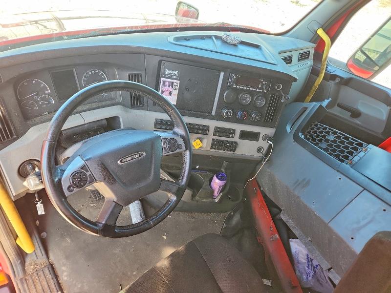 2022 Freightliner Cascadia 126 VIN 3AKJHHDRXNSNC8373 COPART salvage auction — SIDE, WI - CERT OF TITLE-SALVAGE VEHICLE, sold $16,800 on 2026-10-08 (photo 8)