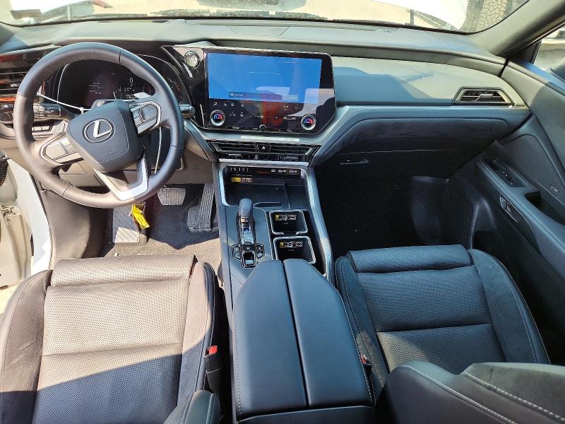 2025 Lexus VIN 5TDAAAB67SS038950 COPART salvage auction — VANDALISM, Ny - Mv-907A Salvage Certificate, sold $29,000 on 2026-08-31 (photo 8)