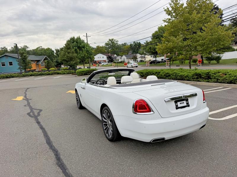 2020 Rolls-Royce Dawn VIN SCAXZ8C08LU202295 COPART salvage auction — WATER/FLOOD, Ca - Salvage Certificate (P), sold $157,000 on 2026-09-08 (photo 6)