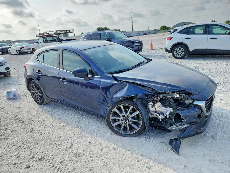 2018 Mazda 3 VIN 3MZBN1L39JM266456 COPART salvage auction — FRONT END, Tx - Salvage Vehicle Title, sold $1,750 on 2026-09-03 (photo 4)