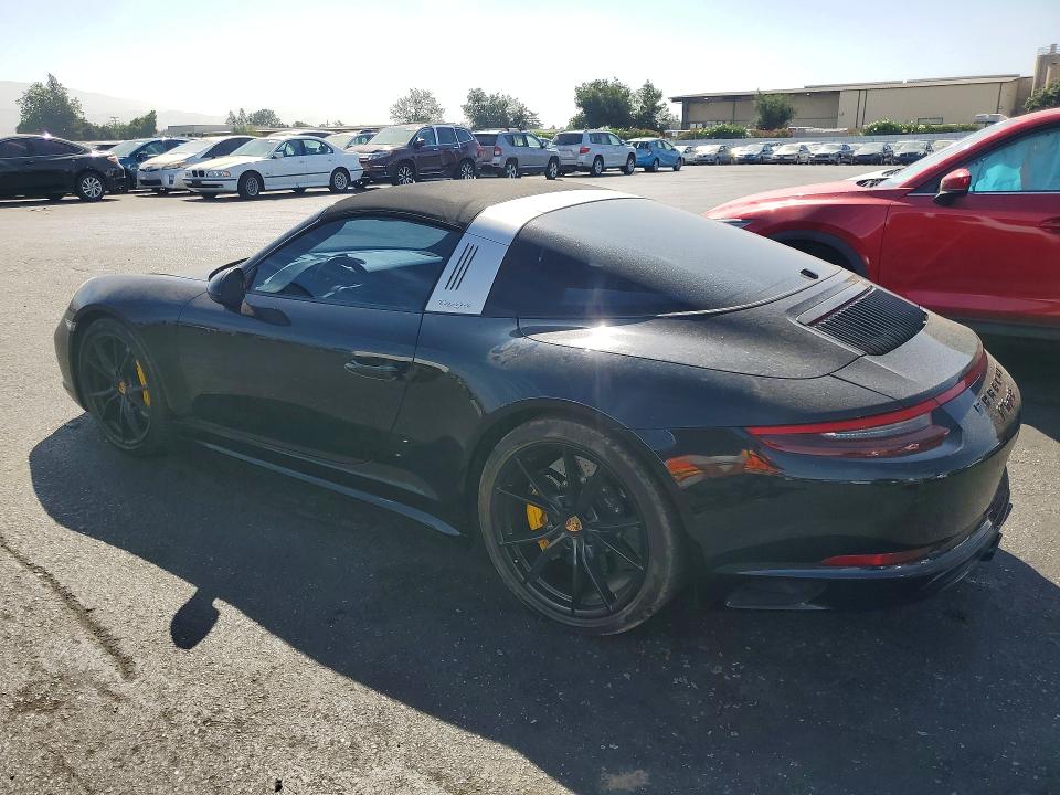 2017 Porsche 911 VIN WP0BB2A92HS136609 COPART salvage auction — MINOR DENT/SCRATCHES, Ca - Salvage Certificate, sold $63,500 on 2026-09-10 (photo 2)
