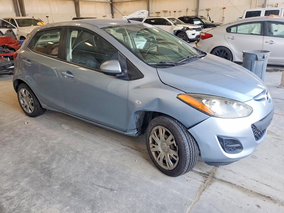 2013 Mazda 2 VIN JM1DE1KY8D0170723 COPART salvage auction — FRONT END, Ia - Cert Of Title-Salvage Title, sold $1,300 on 2026-09-08 (photo 4)