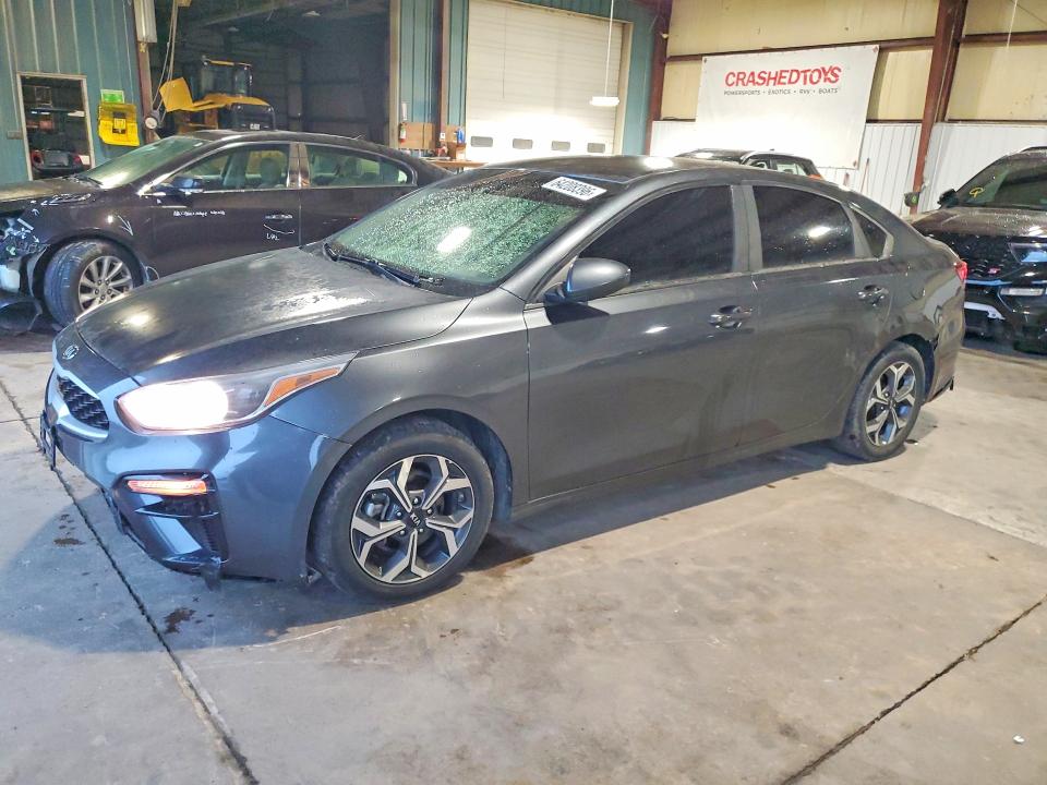 2020 Kia Forte VIN 3KPF24AD4LE205569 COPART salvage auction — MINOR DENT/SCRATCHES, Ia - Certificate Of Title, sold $1,750 on 2026-08-26 (photo 1)