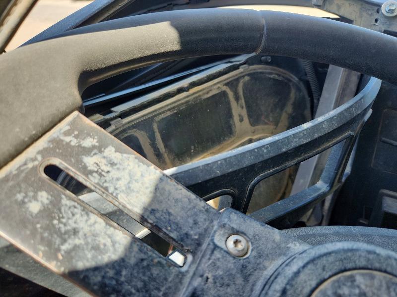 2009 Mack Gu800 VIN 1M2AX13C29M007299 COPART salvage auction — ROLLOVER, TX - NONREPAIRABLE TITLE, sold $3,300 on 2026-09-18 (photo 9)