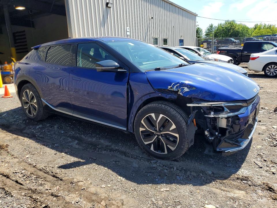 2024 Kia Ev6 VIN KNDC34LA6P5604097 COPART salvage auction — FRONT END, NY - CERTIFICATE OF TITLE, sold $9,100 on 2026-08-17 (photo 4)