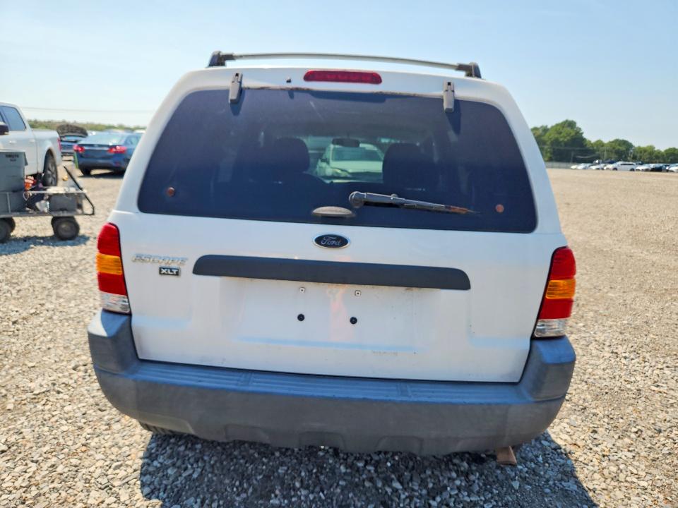 2003 Ford Escape VIN 1FMYU03103KE06067 COPART salvage auction — MECHANICAL, AR - CERTIFICATE OF TITLE (P), sold $150 on 2026-09-10 (photo 6)