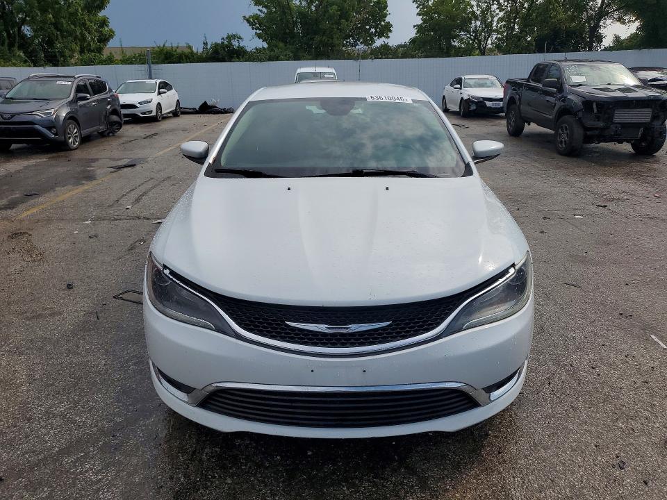 2015 Chrysler 200 VIN 1C3CCCAB2FN712466 COPART salvage auction — MINOR DENT/SCRATCHES, Mo - Certificate Of Title, sold $575 on 2026-08-20 (photo 5)
