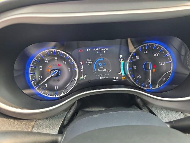 2025 Chrysler Pacifica VIN 2C4RC1BG8SR512113 COPART salvage auction — WATER/FLOOD, Nj - Cert Of Title-Salvage Flood, sold $15,400 on 2026-09-11 (photo 8)