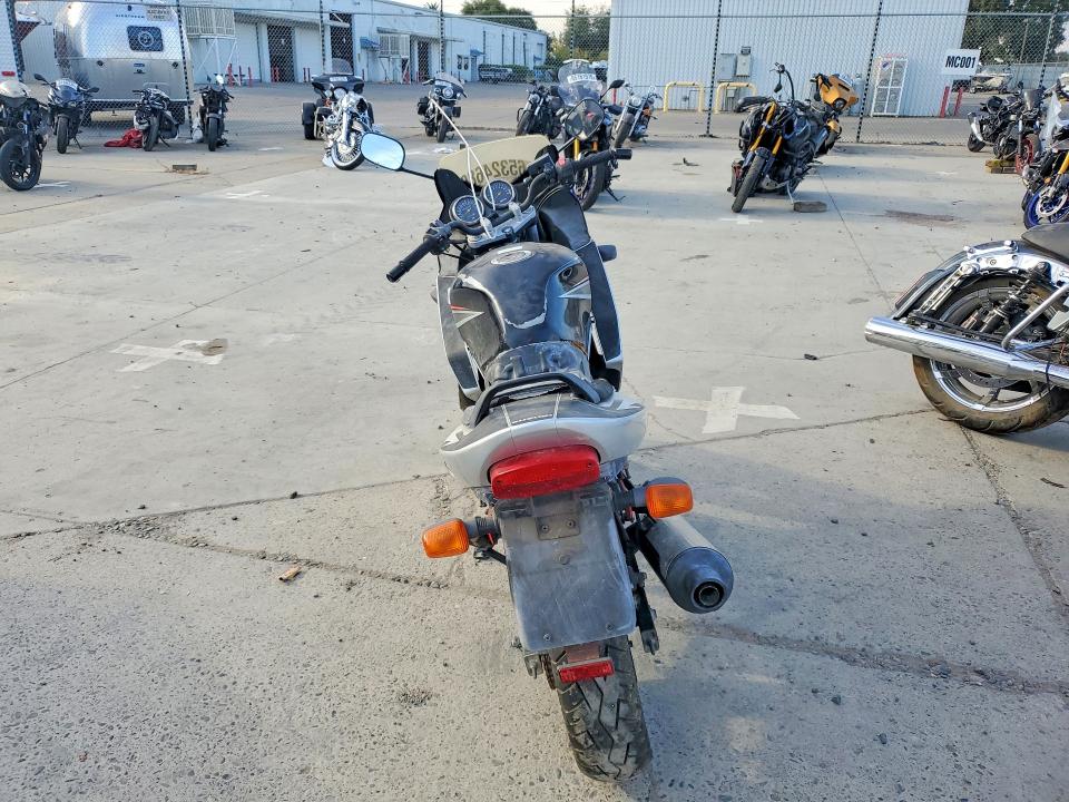 2008 Suzuki Gs500 VIN VTTGM51A282100315 COPART salvage auction — FRONT END, CA - DIS/DLR/EXP APP FOR DUP CLEAN, sold $15 on 2026-09-14 (photo 4)