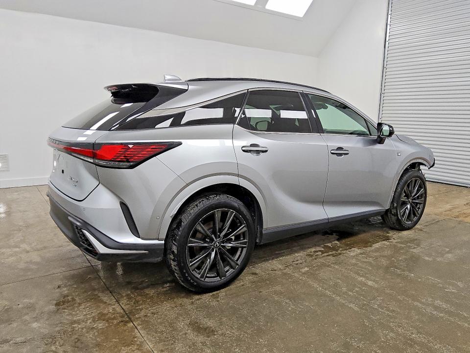 2024 Lexus Rx 350 VIN 2T2BAMCA6RC059361 COPART salvage auction — MINOR DENT/SCRATCHES, OR - CERTIFICATE OF TITLE, sold $25,000 on 2026-08-27 (photo 3)
