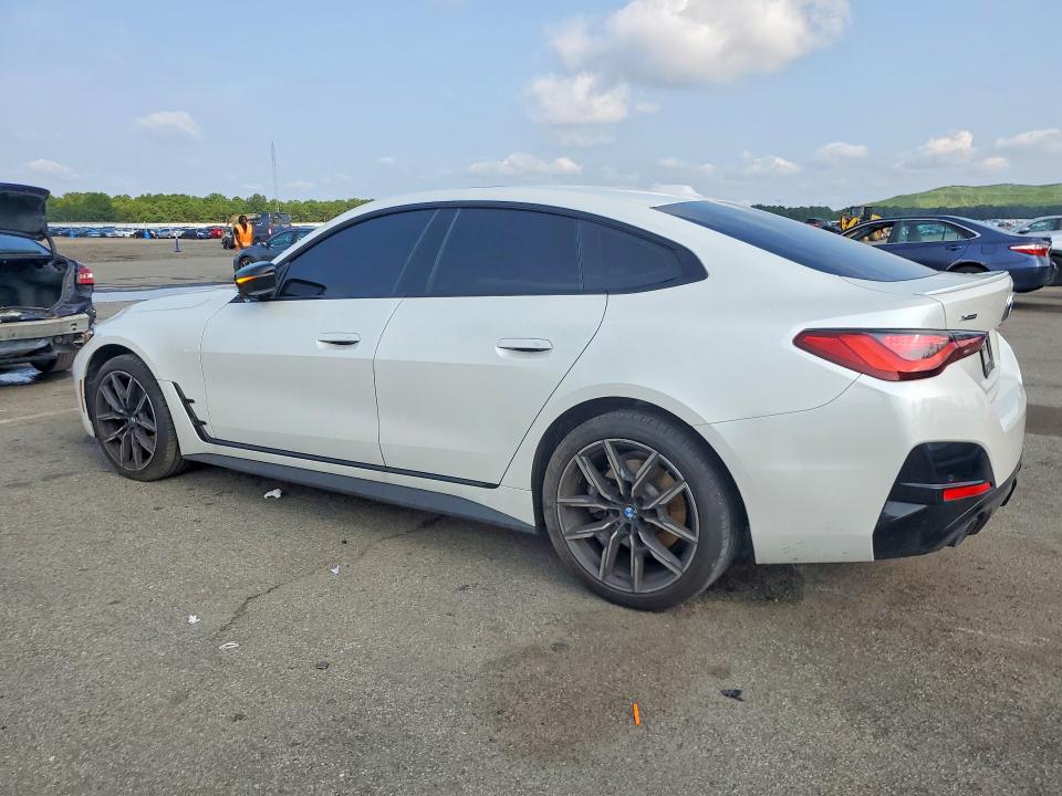 2025 BMW 4er VIN WBA33FB09SFU63854 — COPART salvage auction photo