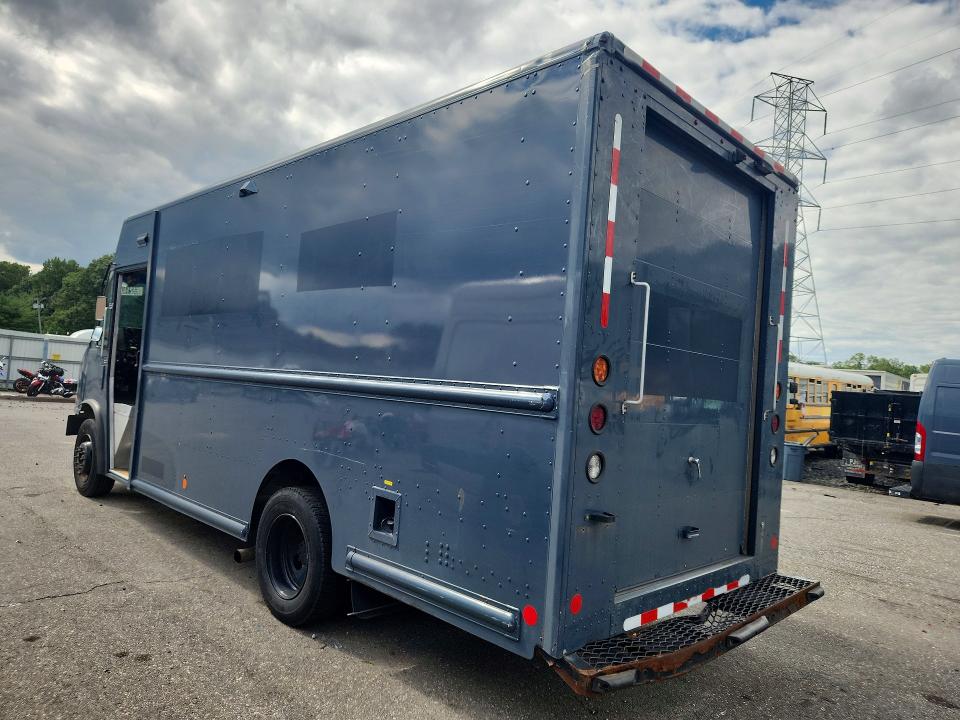 2020 Ford F59 VIN 1F65F5KN9L0A08602 COPART salvage auction — NORMAL WEAR, NJ - CERTIFICATE OF TITLE, sold $23,000 on 2026-09-15 (photo 2)