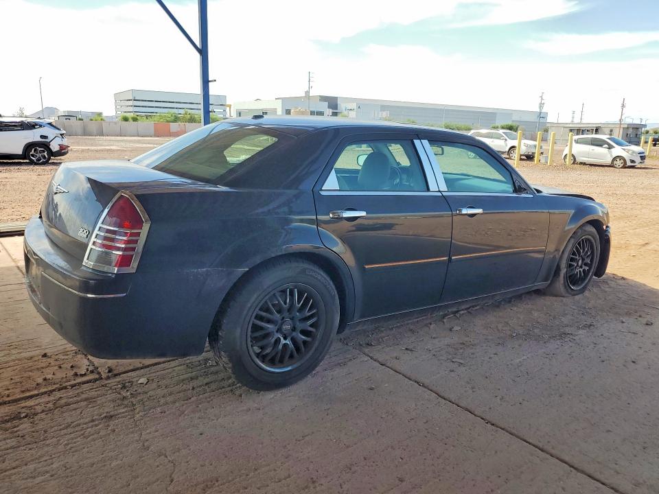 2007 Chrysler 300 VIN 2C3KA53G57H635088 COPART salvage auction — FRONT END, AZ - CERT OF TITLE - SALVAGE, sold $225 on 2026-09-08 (photo 3)