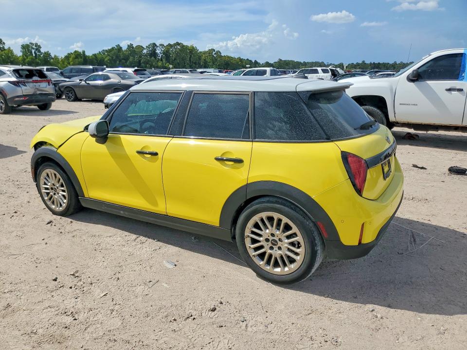 2025 Mini Cooper VIN WMW53GD0XS2X54477 COPART salvage auction — FRONT END, TX - SALVAGE VEHICLE TITLE, sold $9,900 on 2026-08-28 (photo 2)