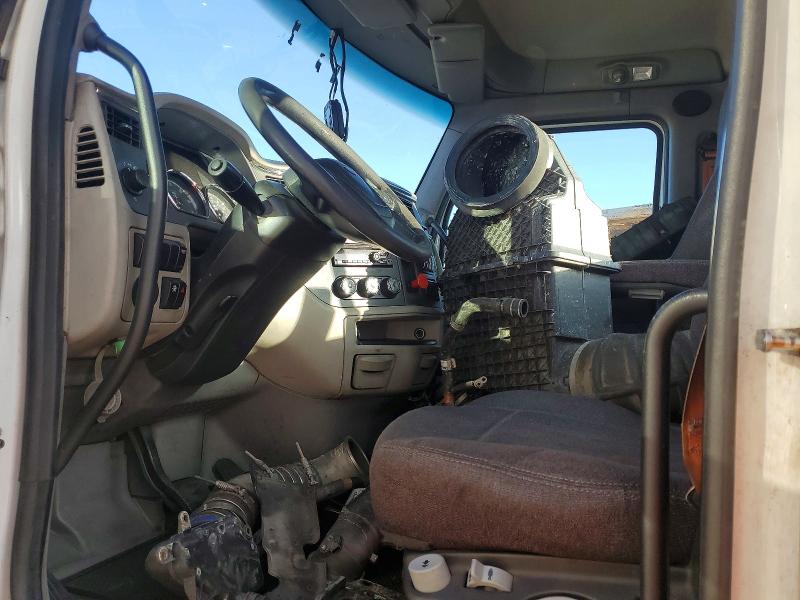 2019 Peterbilt 579 VIN 1XPBDP9X2KD630537 COPART salvage auction — NORMAL WEAR, AZ - CERTIFICATE OF TITLE, sold $5,700 on 2026-09-15 (photo 7)
