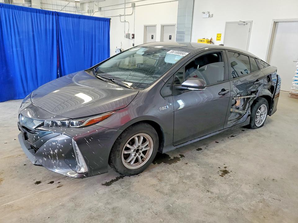 2021 Toyota Prius prime VIN JTDKAMFP7M3163718 — COPART salvage auction photo