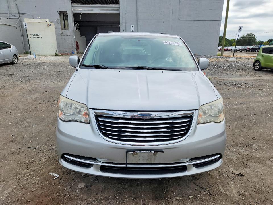 2012 Chrysler Voyager VIN 2C4RC1BG2CR125879 COPART salvage auction — REAR END, Md - Certificate Of Title, sold $800 on 2026-09-08 (photo 5)