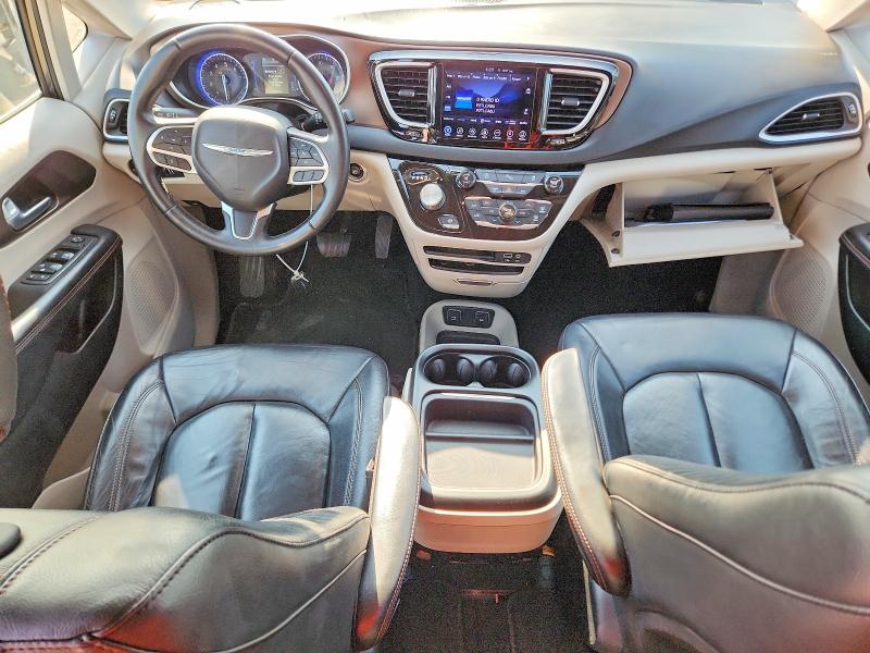 2017 Chrysler Pacifica VIN 2C4RC1BG6HR846469 COPART salvage auction — MINOR DENT/SCRATCHES, Il - Certificate Of Title, sold $2,700 on 2026-09-03 (photo 8)