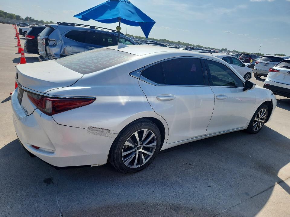 2019 Lexus ES VIN 58ABZ1B11KU047645 COPART salvage auction — FRONT END, Tx - Certificate Of Title (P), sold $15,700 on 2026-08-31 (photo 3)