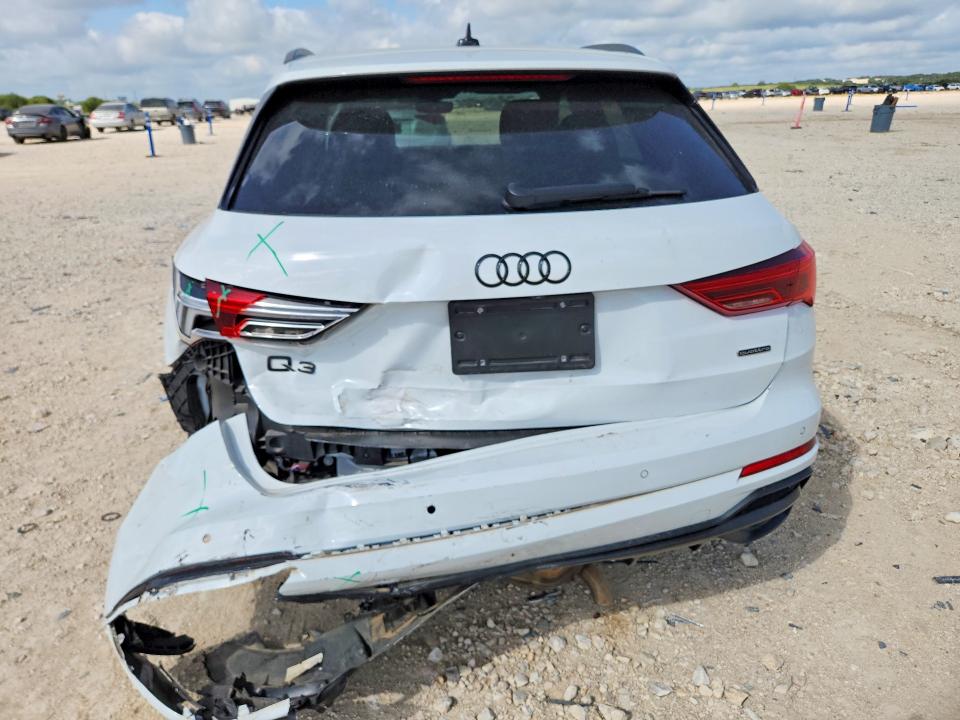 2022 Audi Q3 VIN WA1EECF3XN1004711 COPART salvage auction — REAR END, Tx - Salvage Vehicle Title, sold $10,200 on 2026-08-20 (photo 6)