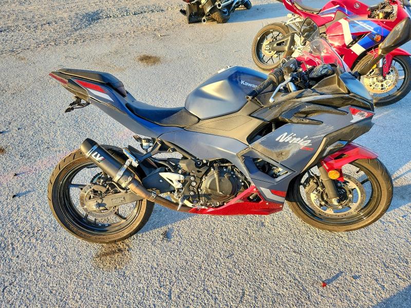 2026 Kawasaki Zx VIN ML5EXGG12TDA84860 COPART salvage auction — ROLLOVER, TX - SALVAGE VEHICLE TITLE, sold $1,450 on 2026-10-16 (photo 1)