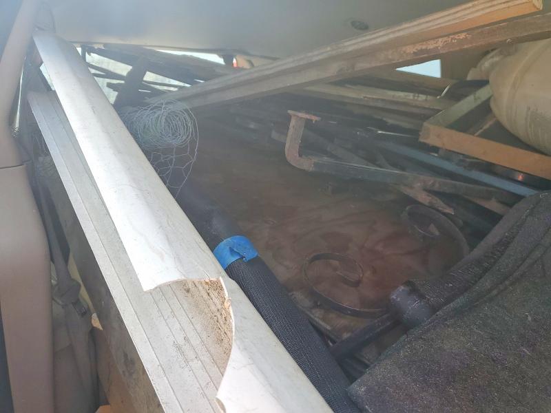 2016 Dodge VIN 2C4RDGBG6GR347167 COPART salvage auction — VANDALISM, Ca - Salvage Certificate, sold $10 on 2026-08-28 (photo 9)