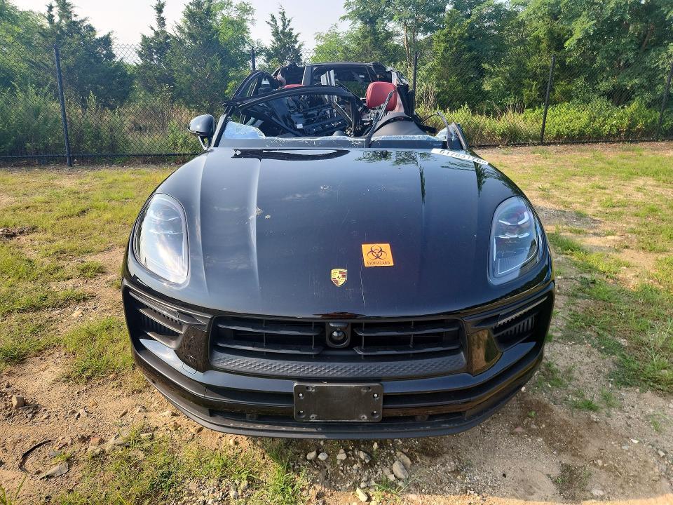 2024 Porsche Macan VIN WP1AG2A57RLB38294 COPART salvage auction — ALL OVER, NY - MV-907A SALVAGE CERTIFICATE, sold $14,000 on 2026-08-19 (photo 5)