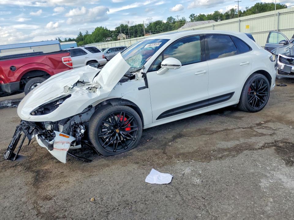 2026 Porsche Macan VIN WP1AF2A57TLB60032 — COPART salvage auction photo