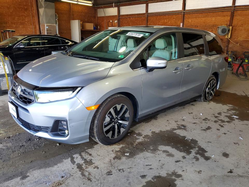 2026 Honda Odyssey VIN 5FNRL6H68TB013904 — COPART salvage auction photo