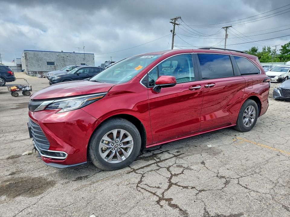2023 Toyota Sienna VIN 5TDYRKEC4PS161840 — COPART salvage auction photo